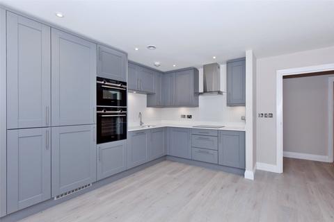 2 bedroom apartment to rent, Station Road, Marlow, Buckinghamshire, SL7