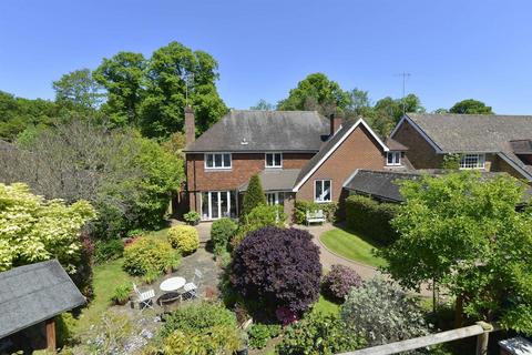 5 bedroom detached house for sale, Links Road, Bramley