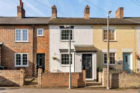 2 bedroom cottage for sale, Church Street, Lidlington, Bedford