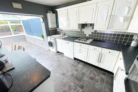 4 bedroom bungalow for sale, Warburton Close, Romiley, Stockport