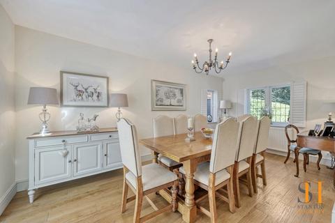 Willow Cottage, 7 Foxborough Chase, Stock, Ingatestone, CM4 9RA