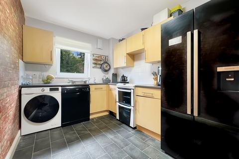 2 bedroom flat for sale, 4 Cowan Place, Oban, Argyll, PA34 4GA, Oban PA34