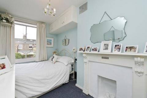 1 bedroom flat to rent, Irving Road London W14