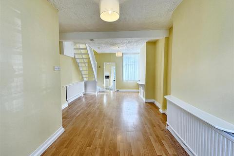 38 Holness Road, London, E15 4EN