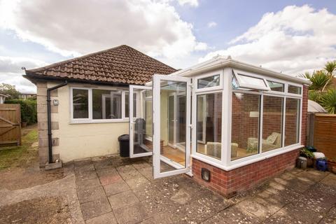 2 bedroom bungalow for sale, Victoria Grove, East Cowes