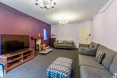 4 bedroom detached house for sale, Leeds LS17