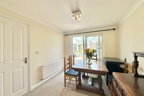 8 Lowestoft Drive, Liverpool, L19 2HD