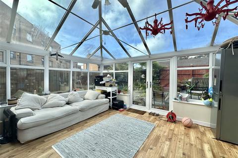 8 Lowestoft Drive, Liverpool, L19 2HD