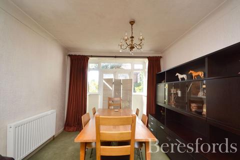 3 bedroom terraced house for sale, Wheatsheaf Road, Romford, RM1