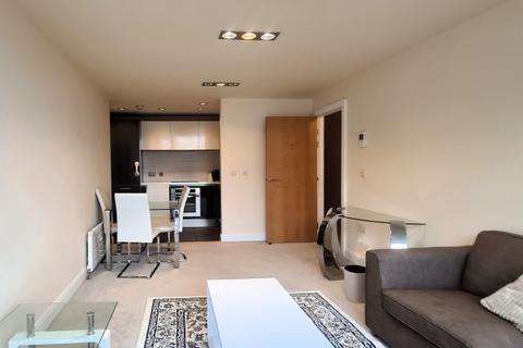 2 bedroom apartment to rent, Strand Street, Liverpool L1