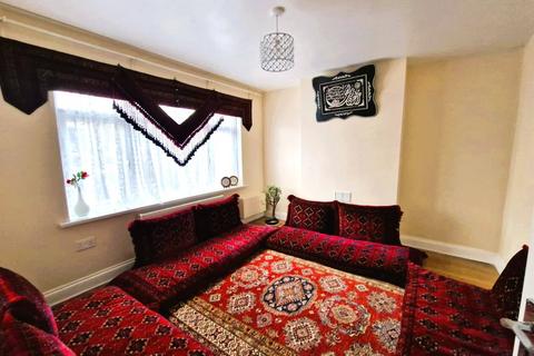 undefined, LONDON NW2