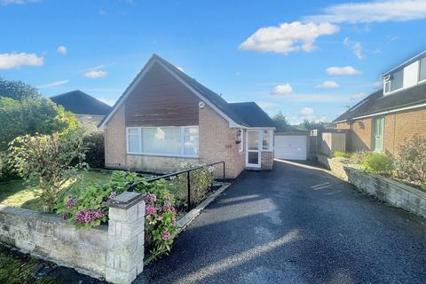 3 bedroom bungalow for sale, Westcroft, Honley, HD9