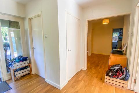 18 Brookfield Road, Coton, Cambridge, CB23 7PT