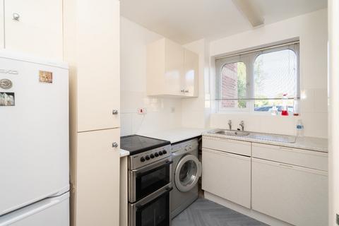 2 bedroom apartment to rent, Scammell Way, Watford, Hertfordshire, WD18