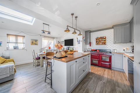 3 Beanfield Close, Riseley, Bedford, MK44 1ES