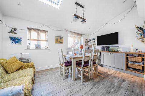 3 Beanfield Close, Riseley, Bedford, MK44 1ES