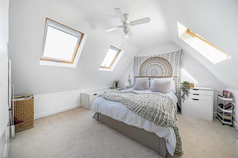 3 Beanfield Close, Riseley, Bedford, MK44 1ES