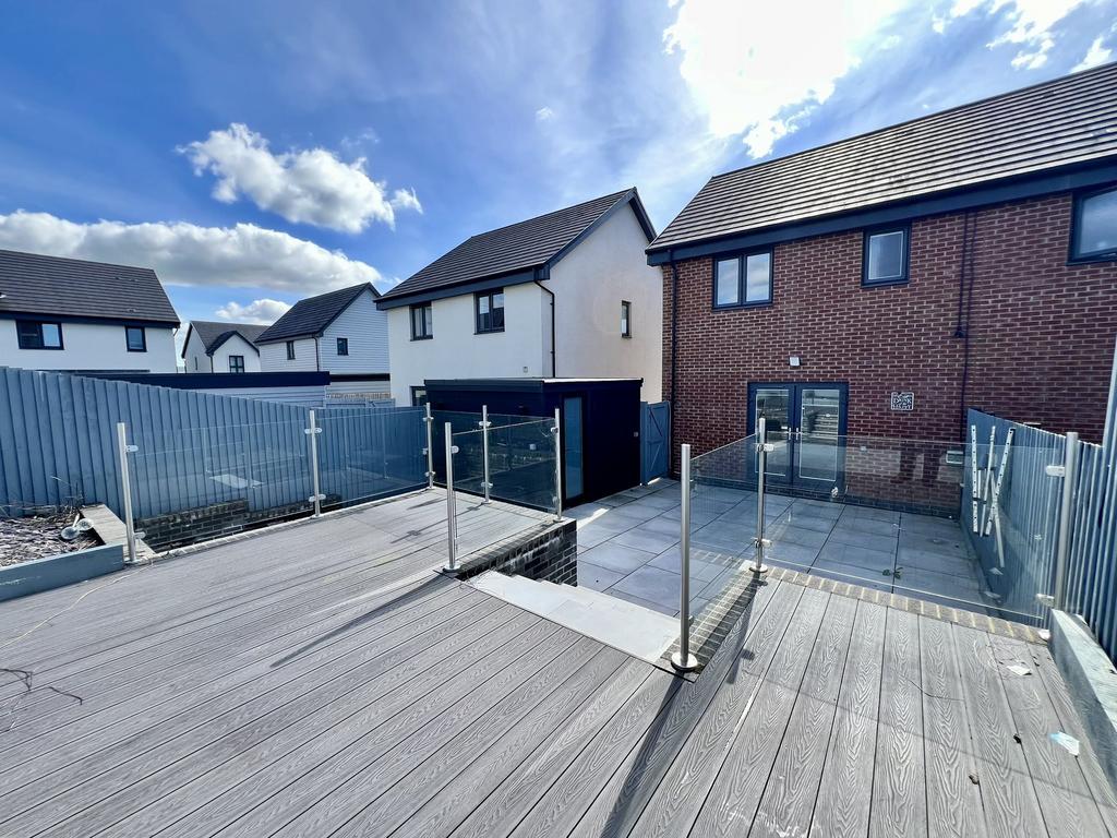 Cae Canol, Cwmrhydyceirw, Swansea 3 bed semidetached house to rent £
