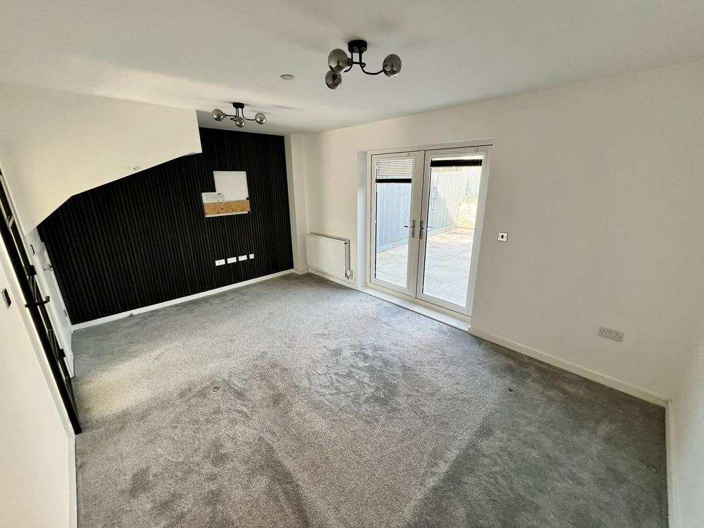 Cae Canol, Cwmrhydyceirw, Swansea 3 bed semidetached house to rent £