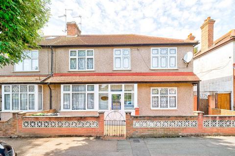 43 Tufton Road, London, E4 8LE
