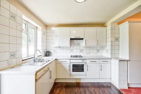 43 Tufton Road, London, E4 8LE