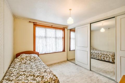 43 Tufton Road, London, E4 8LE