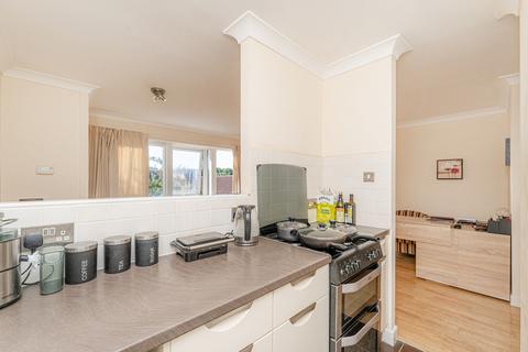 56 Amsterdam Road, London, E14 3JB