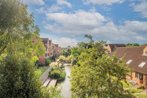 56 Amsterdam Road, London, E14 3JB