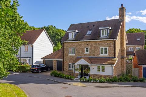 5 bedroom detached house for sale, Newick Way, East Grinstead RH19