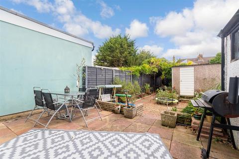 31 Brook Road, Northfleet, Gravesend, DA11 8RQ