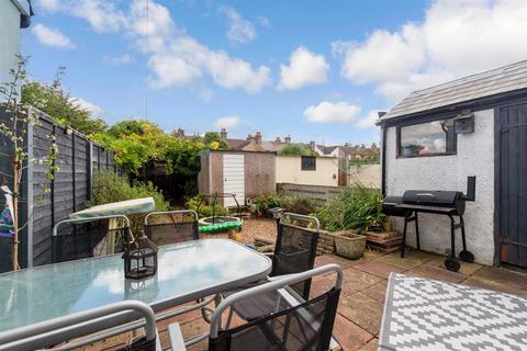31 Brook Road, Northfleet, Gravesend, DA11 8RQ