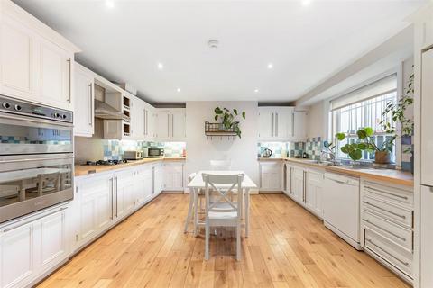 5 bedroom terraced house to rent, Pelham Street, SW7