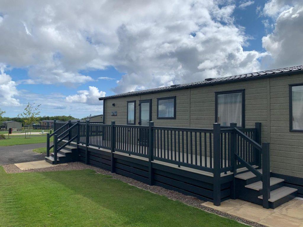 PS180924 Barmoor Castle Country Park 2 bed lodge for sale £82,995