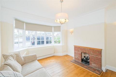 2 bedroom semi-detached house to rent, Mornington Road, North Chingford,