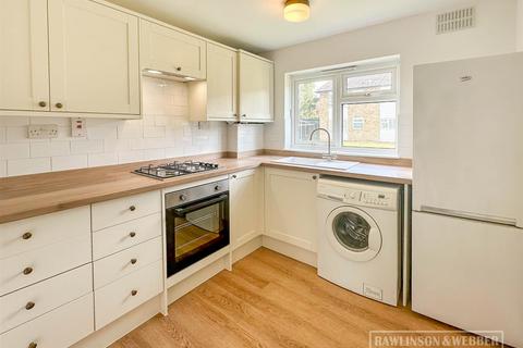 1 bedroom apartment for sale, High Street, West Molesey KT8