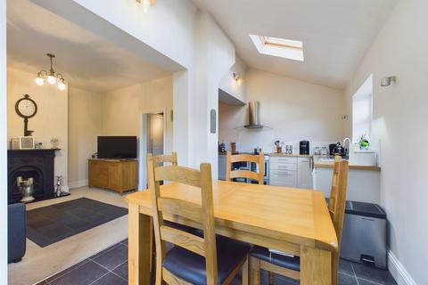 70 Church Road, Longlevens, Gloucester, GL2 0AA