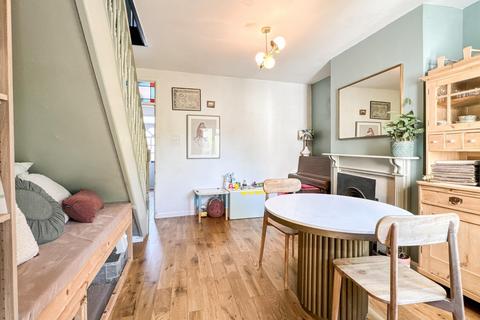 2 bedroom terraced house for sale, Highbury Road, Bedminster, Bristol, BS3 5NS