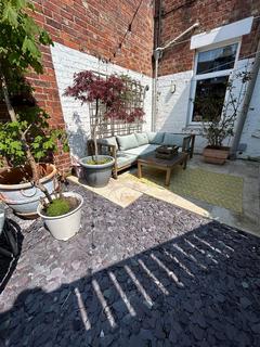 2 bedroom flat for sale, William Street, South Gosforth, Newcastle