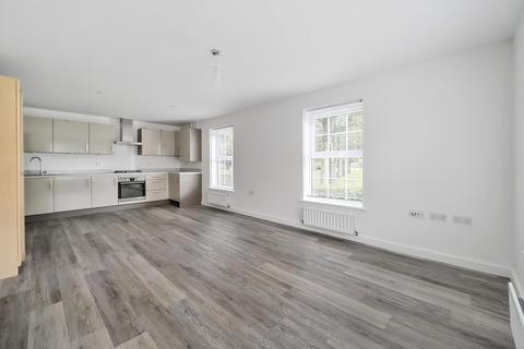 2 bedroom flat to rent, Brick Lane, Romsey