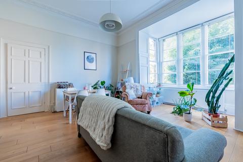 Flat 2, 1 Alma Vale Road, Bristol, BS8 2HN