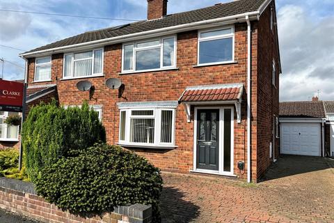 3 bedroom semi-detached house for sale, Loxley Green, Hull