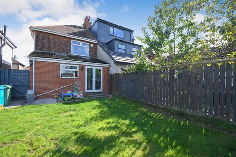 3 bedroom semi-detached house for sale, Spring Gardens, Anlaby Common, Hull