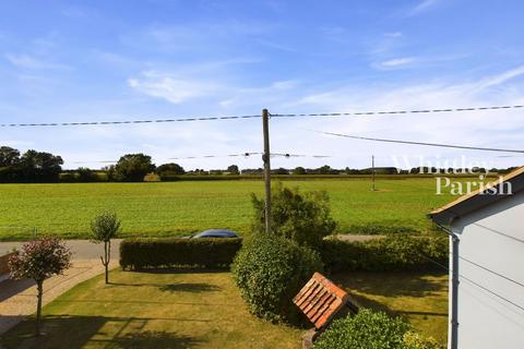 3 bedroom chalet for sale, Bow Street, Attleborough NR17