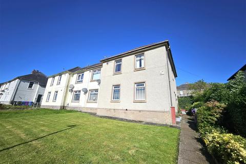 3 bedroom flat for sale, 25 Ladyford Avenue, Kilwinning, KA13 6DR