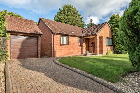 2 bedroom bungalow for sale, Maple Close, Honiton, Devon, EX14