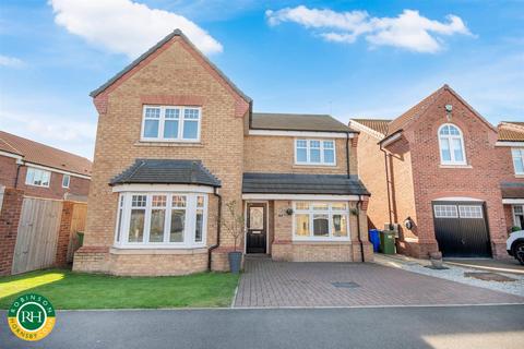 4 bedroom detached house for sale, Aveling Way, Shireoaks, Worksop