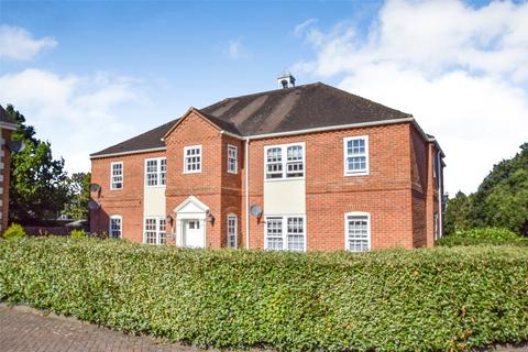 48 Calcott Park, Yateley, GU46 6JJ