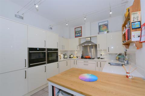 2 bedroom character property for sale, Oliver Road, Bicton Heath, Shrewsbury