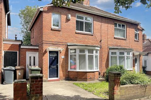 2 bedroom semi-detached house for sale, Roxby Gardens, North Shields , North Shields, Tyne and Wear, NE29 7BW