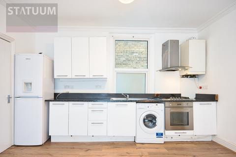 1 bedroom terraced house to rent, Navarino Road, London Fields, Hackney, London, E8